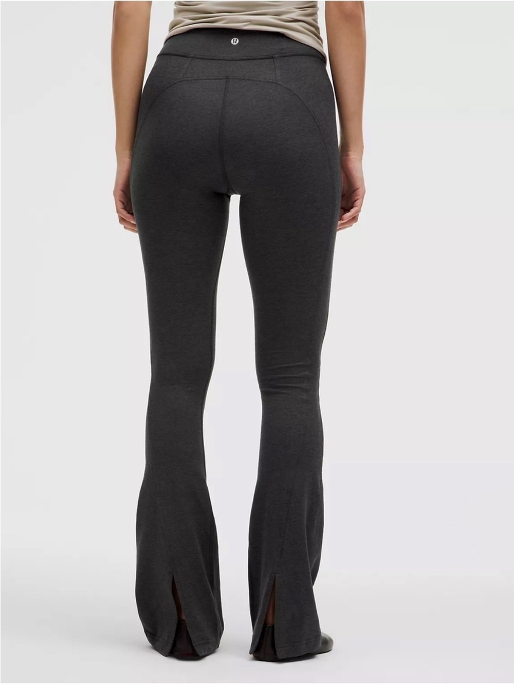 Lululemon softstreme Suedey Split-Hem High-Rise Mini-Flare Pant size 6 black - Picture 2 of 9
